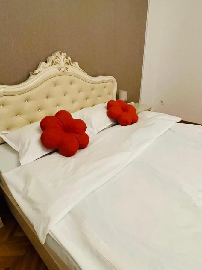 Londof Schei Apartments - Downtown Μπρασόβ Εξωτερικό φωτογραφία